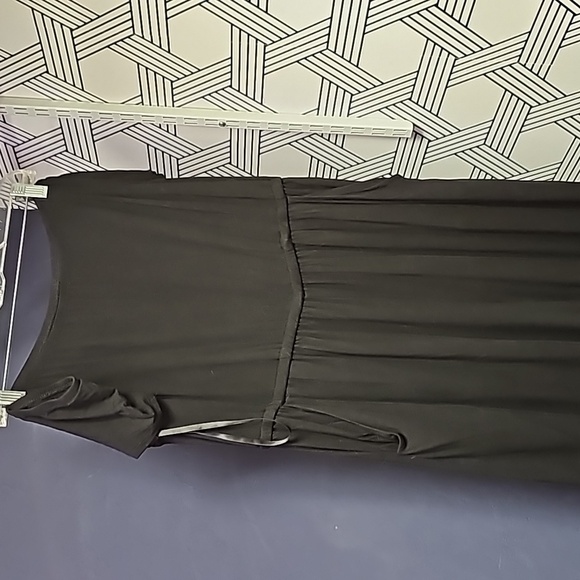 Torrid culotte jumpsuit - Picture 2 of 4